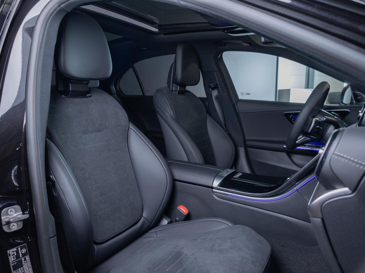 Mercedes-Benz C-KLASSE Limousine 300 e Star Edition LIMITED Premium PLUS | Panorama dak | Trekhaak