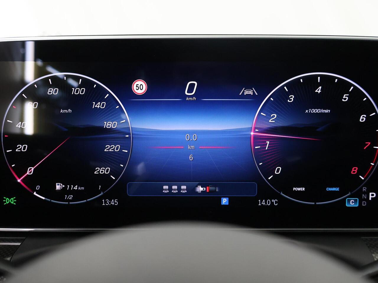 Mercedes-Benz C-KLASSE Estate 180 Star Edition AMG Line | Panoramadak | Night Pakket | Elektrische Stoelen met Memory | Sfeerverlichting |