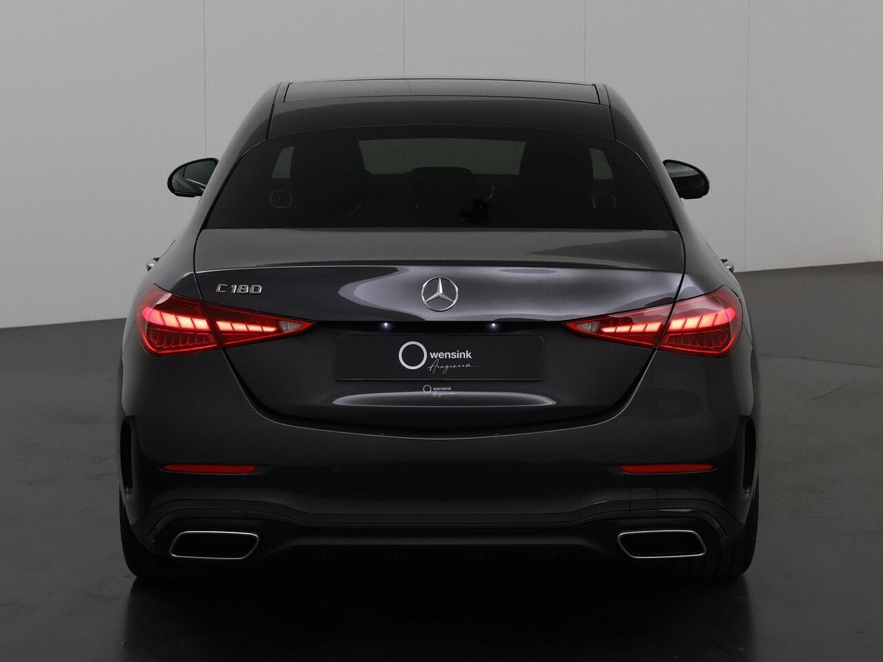 Mercedes-Benz C-KLASSE 180 Star Edition AMG Line Plus | Panoramadak | Apple carplay | 360 camera | Nightpakket | Memory zetels | Dode hoek aas |