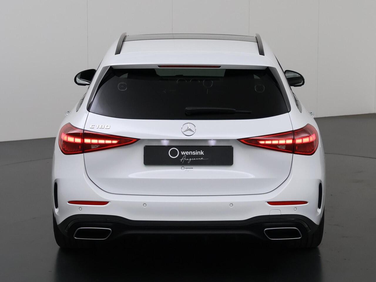 Mercedes-Benz C-KLASSE 180 Star Edition AMG Line | Panoramadak | Digital Light | Keyless Entry | Night