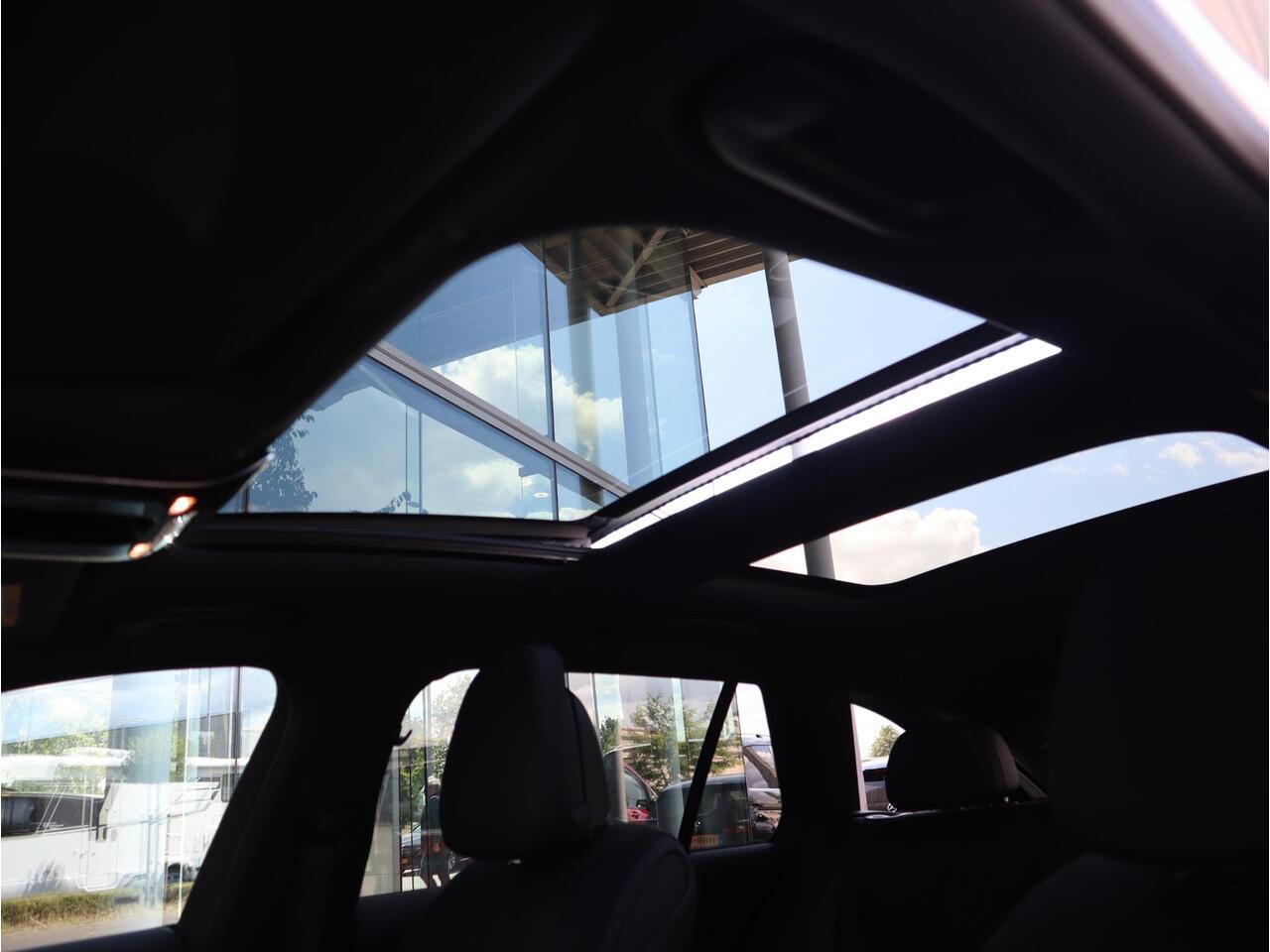 Mercedes-Benz C-KLASSE Estate 300 e Business Solution AMG