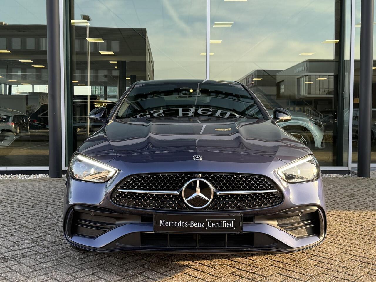 Mercedes-Benz C-KLASSE Limousine 300 e star Edition AMG Line Plus Panorama dak | Trekhaak