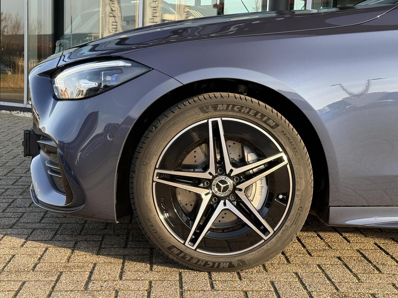 Mercedes-Benz C-KLASSE Limousine 300 e star Edition AMG Line Plus Panorama dak | Trekhaak