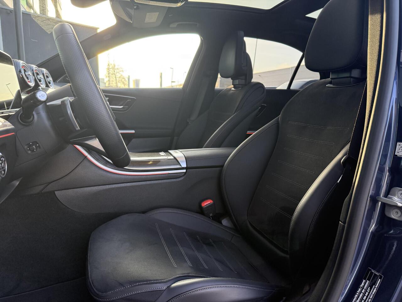 Mercedes-Benz C-KLASSE Limousine 300 e star Edition AMG Line Plus Panorama dak | Trekhaak