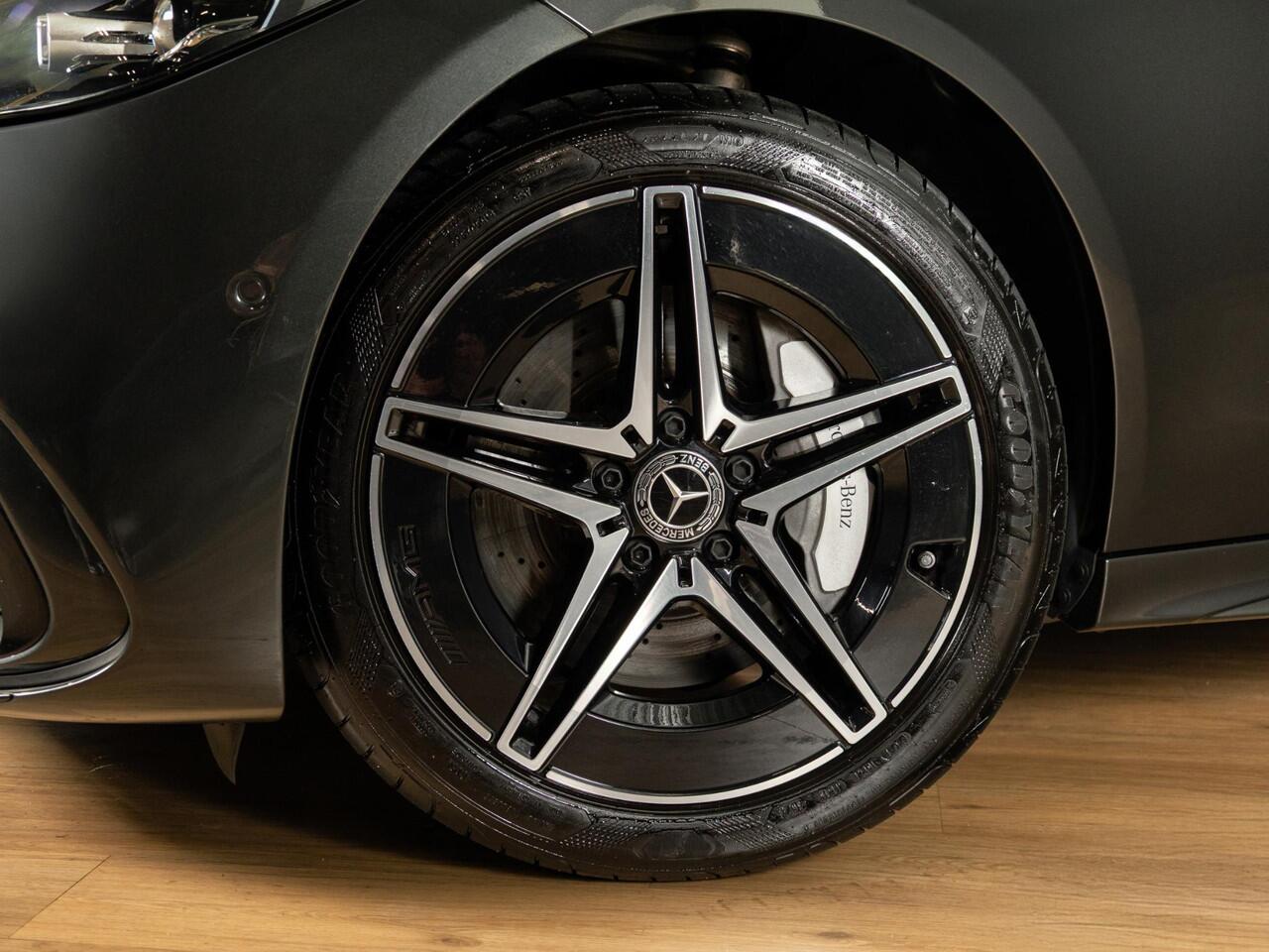 Mercedes-Benz C-KLASSE Estate 300 e Star Edition Panorama dak