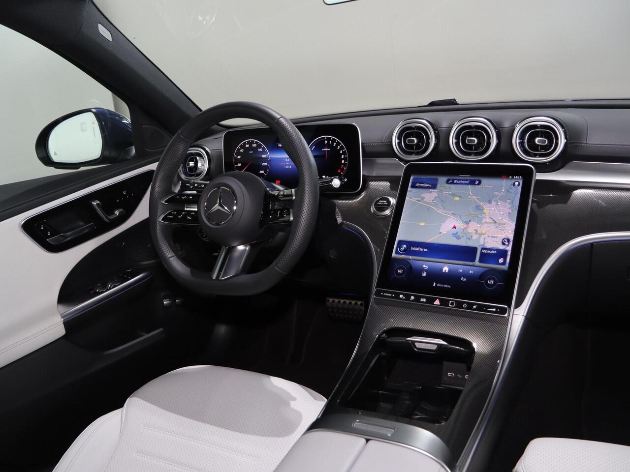 Mercedes-Benz C-KLASSE Estate 300e Star Edition AMG Line | Panoramadak | Rij-assistentie pakket plus | Achteruitrijcamera | DISTRONIC