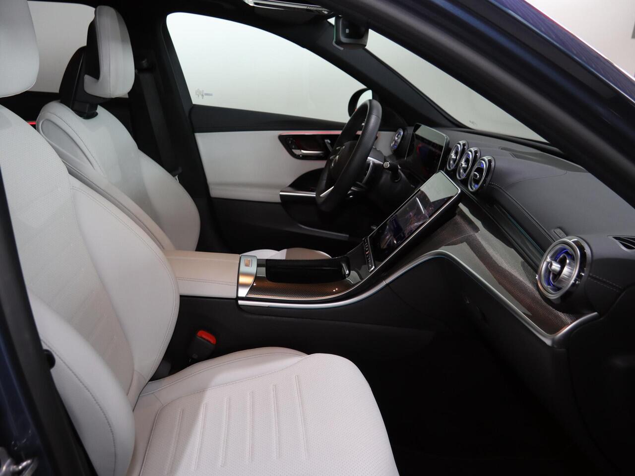 Mercedes-Benz C-KLASSE Estate 300e Star Edition AMG Line | Panoramadak | Rij-assistentie pakket plus | Achteruitrijcamera | DISTRONIC