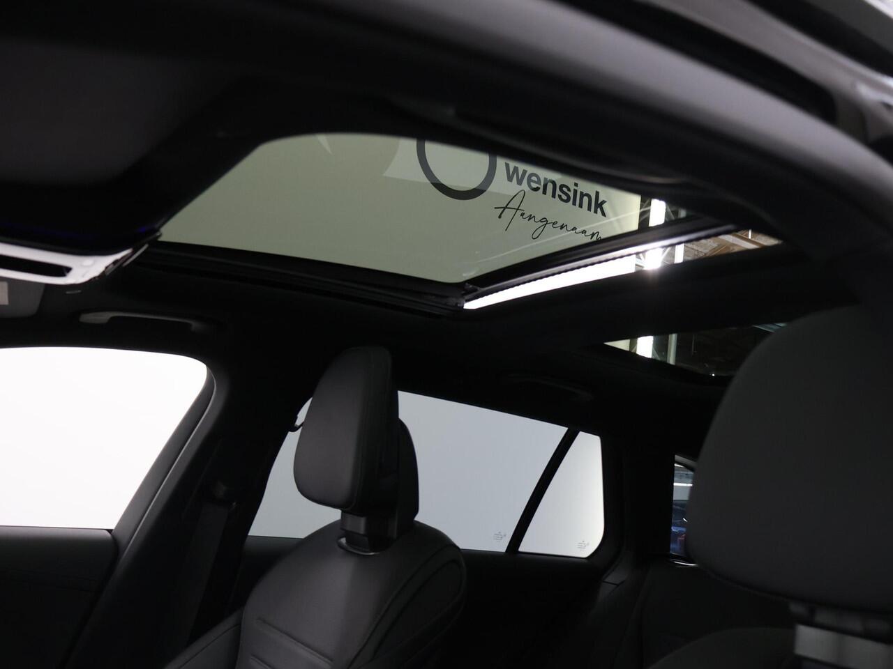 Mercedes-Benz C-KLASSE 300e Business Solution AMG | Panoramaschuifdak | Night | Burmester | Rijassistentiepakket Plus | Matrix Led