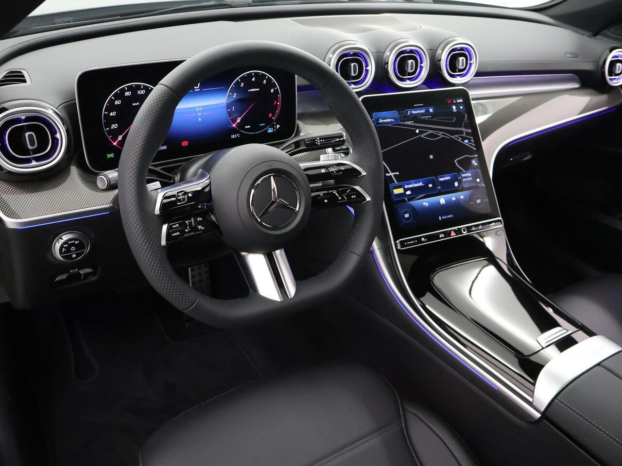 Mercedes-Benz C-KLASSE 180 Estate 180 Star Edition AMG Line | Panoramadak | 19'' multispaaks velgen | Nightpakket | Memorypakket | Apple Car Play | Guard 360