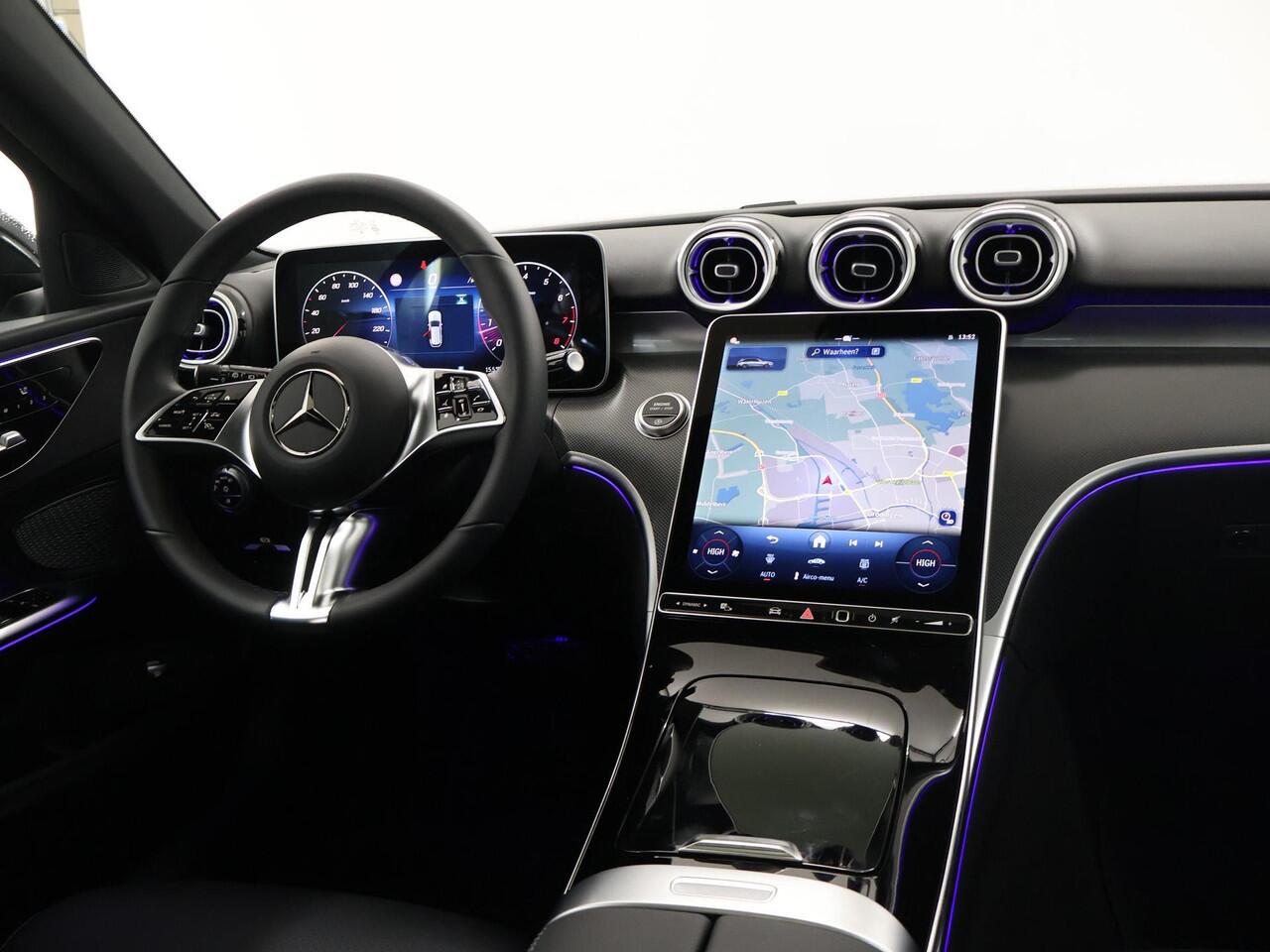Mercedes-Benz C-KLASSE Estate Star Edition 180 Luxury Line | Panoramaschuifdak | dodehoekassistent | Apple CarPlay | Premium sfeerverlichting |