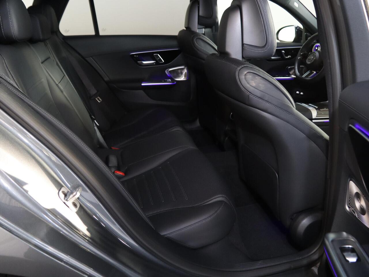 Mercedes-Benz C-KLASSE Estate 300e Business Solution AMG | Panoramaschuifdak | Burmester | Rijassistentiepakket | DIGITAL LIGHT | Trekhaak |