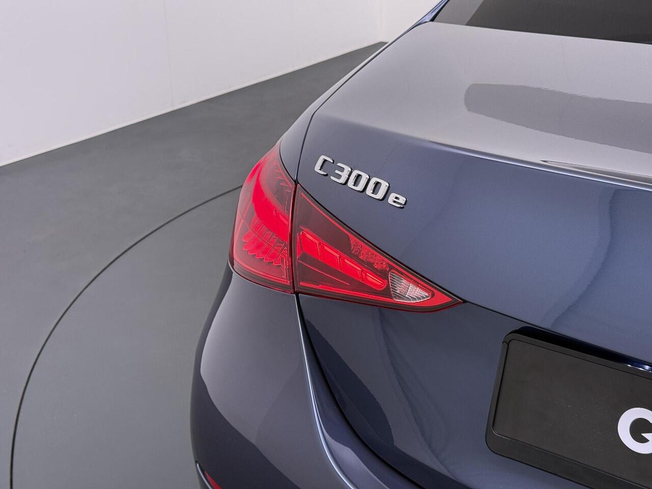 Mercedes-Benz C-KLASSE 300 e Business Solution AMG | Eindhoven