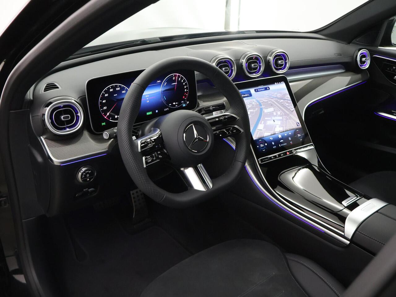 Mercedes-Benz C-KLASSE 300e Business Solution AMG | Panoramaschuifdak | Trekhaak | DIGITAL LIGHT | Nightpakket | dodehoekassistent | 360° camera |