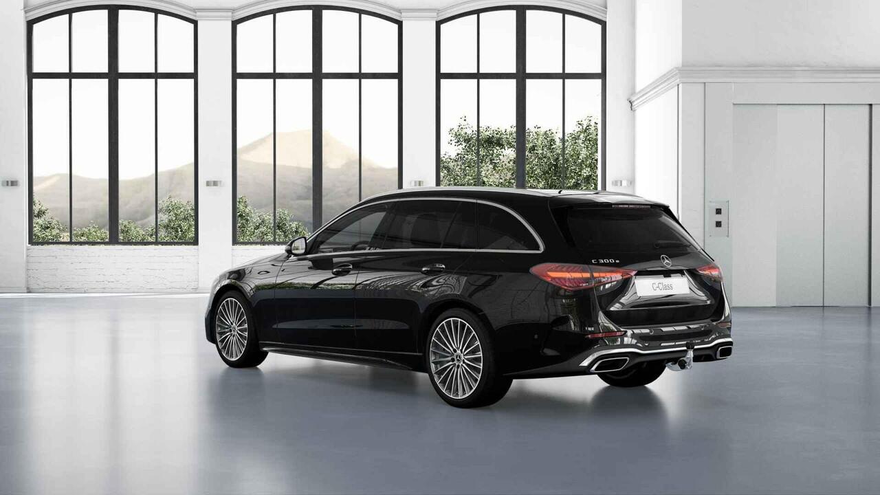 Mercedes-Benz C-KLASSE Estate 300e Business Solution AMG | Panoramaschuifdak | Trekhaak | Burmester | Stoelverwarming | Dodehoekassistent |