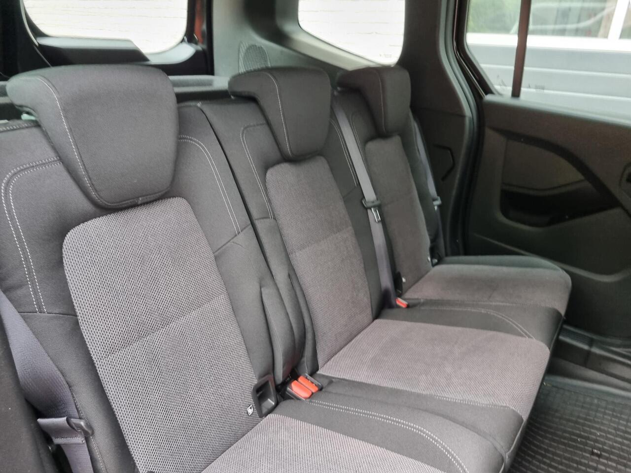 Mercedes-Benz CITAN 113 Tourer / NAVI / CRUISE / CAMERA / DAB Mercedes-Benz Citan 113 Tourer 131 pk. / NAVI / CRUISE / CAMERA / DAB