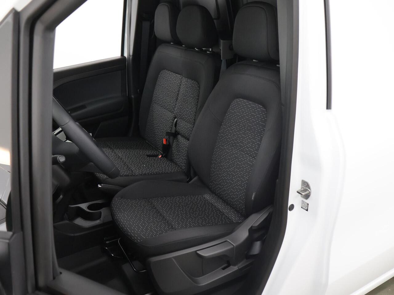Mercedes-Benz CITAN 108 CDI L1 Pro | Achteruitrijcamera | Airco | Cruise Control | 3 zits | Trekhaak | Dodehoekassistent |
