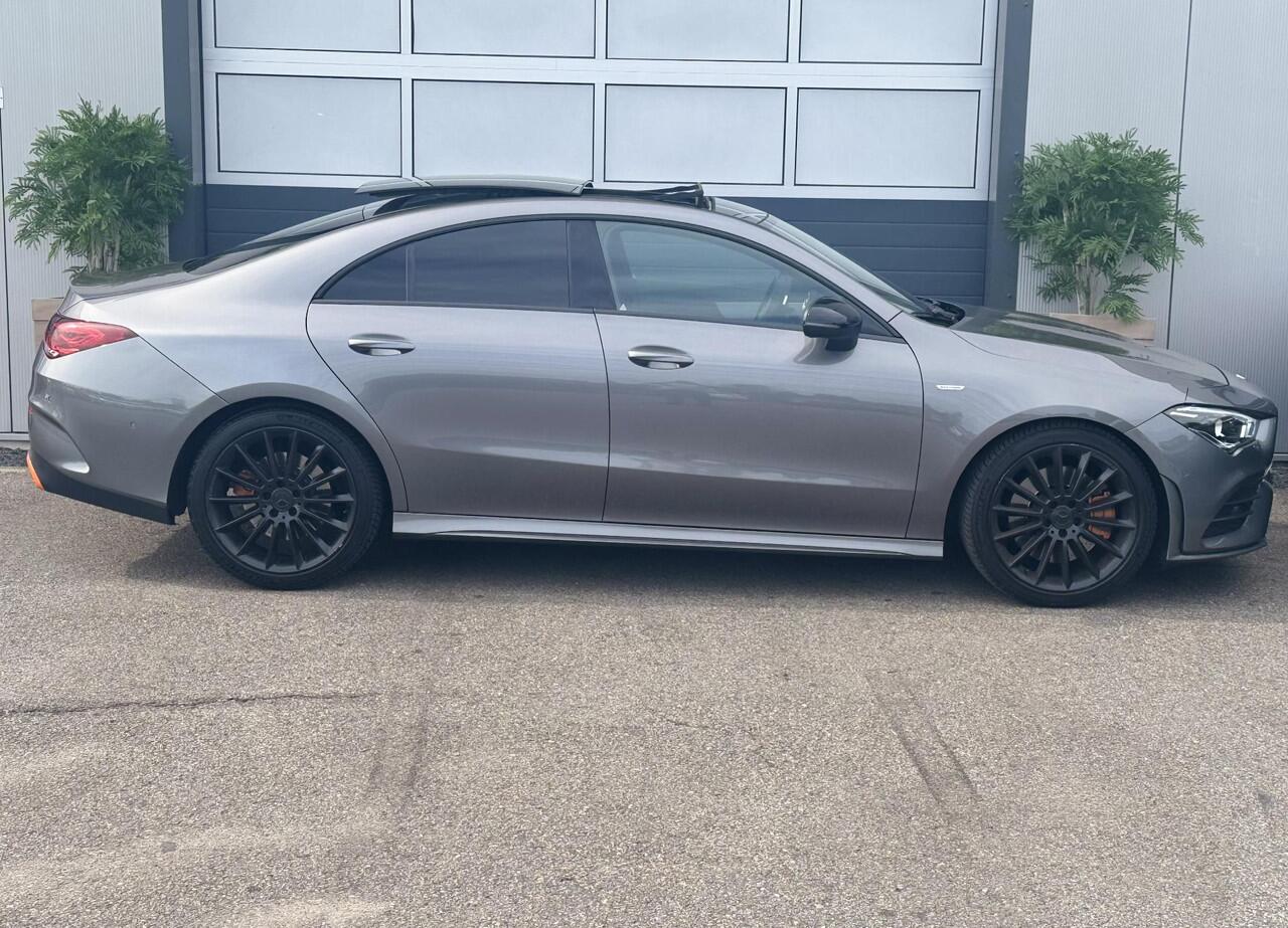 Mercedes-Benz CLA-KLASSE 220 Premium Plus / NAVI / PANO /GARANTIE /