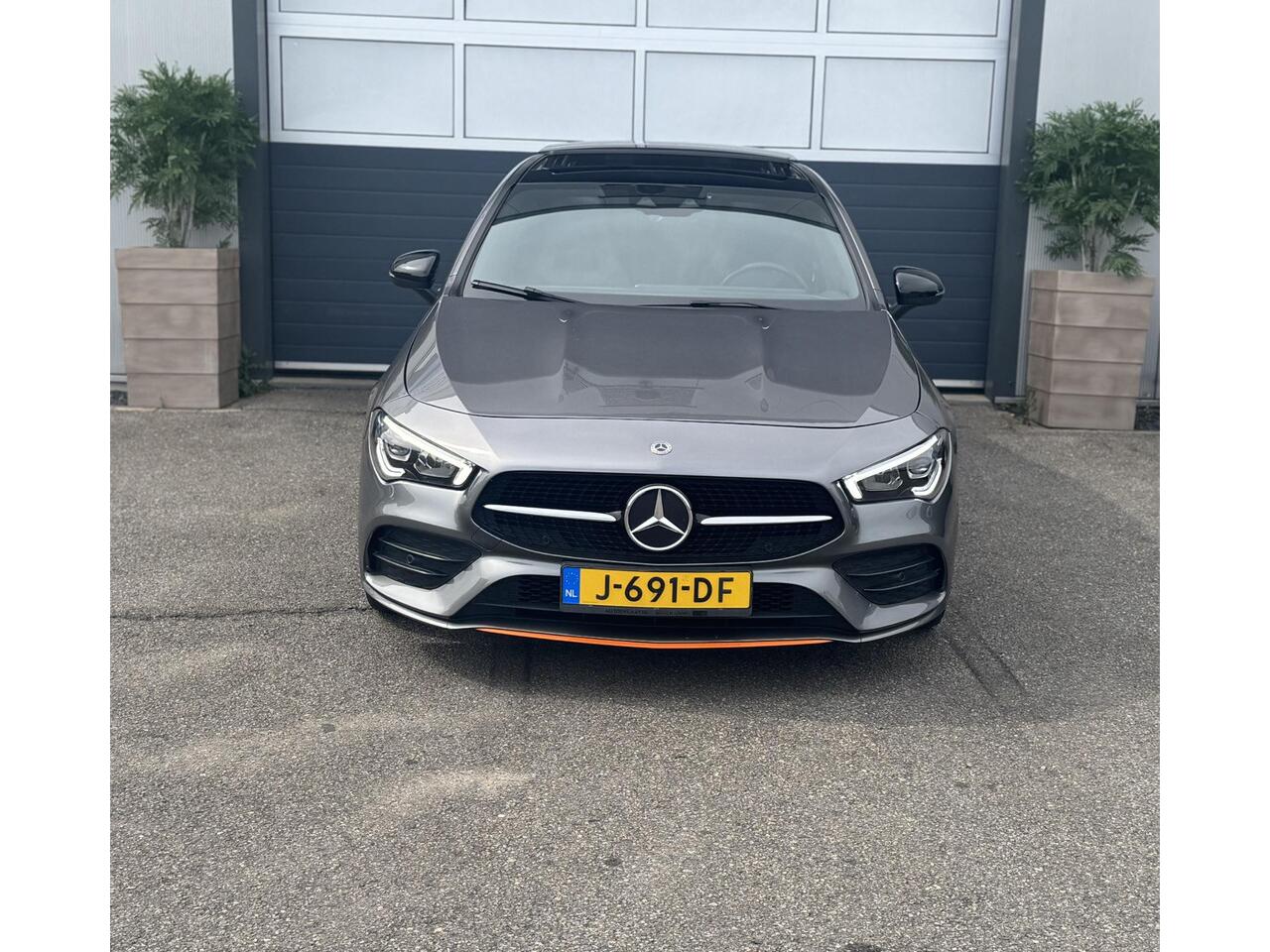 Mercedes-Benz CLA-KLASSE 220 Premium Plus / NAVI / PANO /GARANTIE /