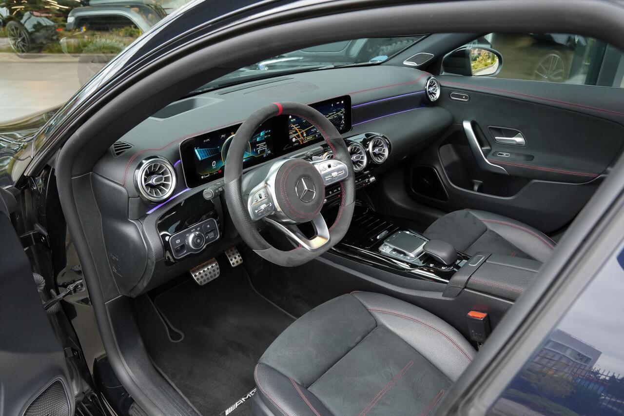 Mercedes-Benz CLA-KLASSE 35 AMG 306pk 4MATIC Premium Plus |panoramadak|Burmester|HUD|BLIS|Apple Carplay|stoelverwarming|parkeercamera|adaptive cruise control|clima control|