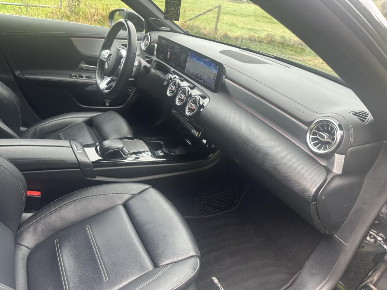 Mercedes-Benz CLA-KLASSE 200 Bus. Sol. AMG