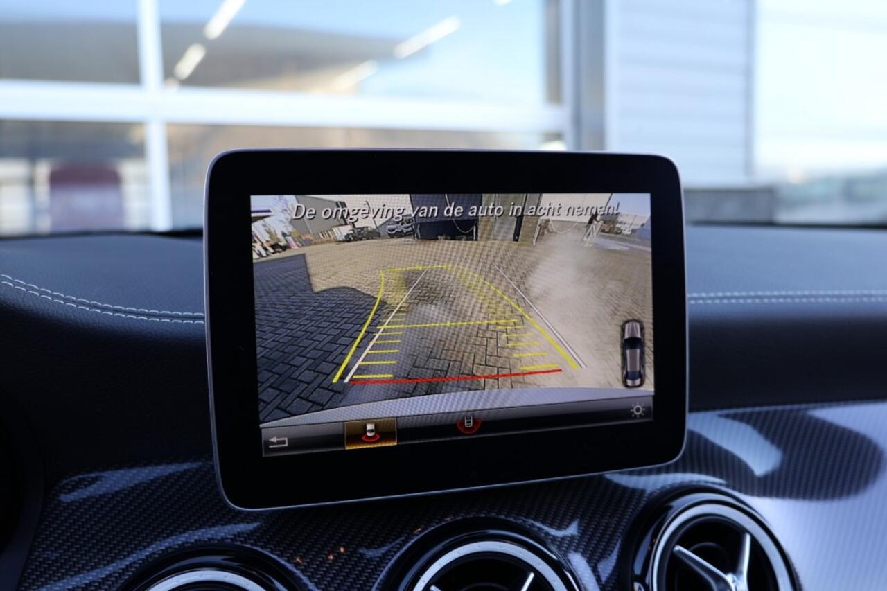 Mercedes-Benz CLA-KLASSE 180 *AMG*EDITION*PANO*HenK*LED*NIGHT*CAMERA