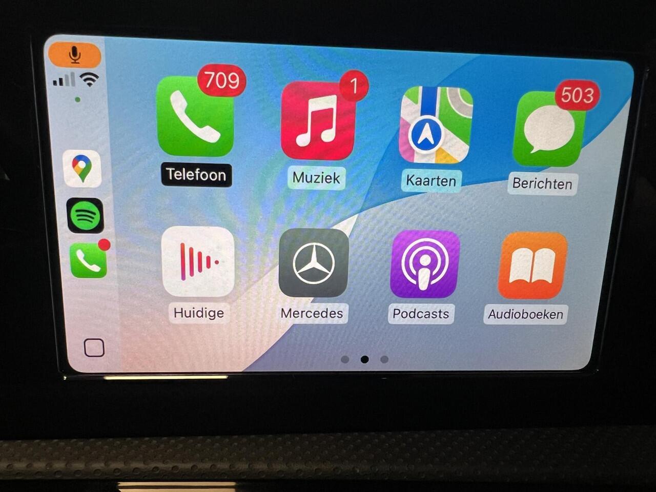 Mercedes-Benz CLA-KLASSE 180 AMG Panorama Multibeam Matrix 19 Inch