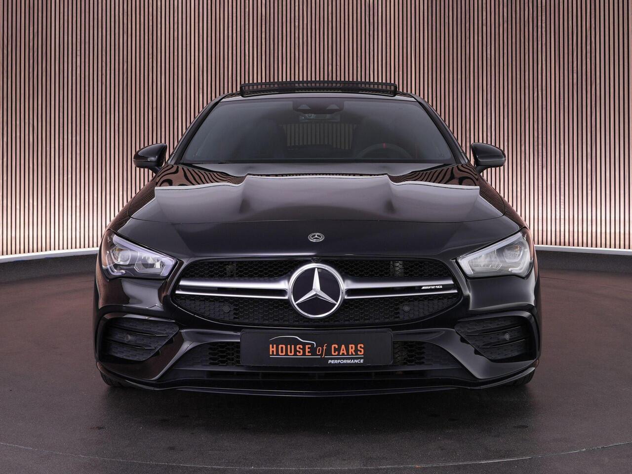 Mercedes-Benz CLA-KLASSE 35 AMG 306pk 4MATIC Premium Plus |panoramadak|Burmester|HUD|BLIS|Apple Carplay|stoelverwarming|parkeercamera|adaptive cruise control|clima control|