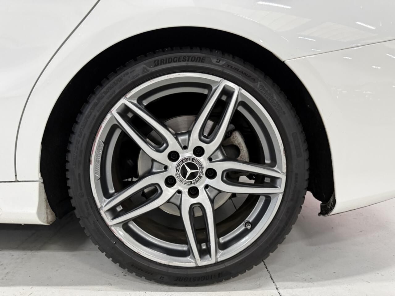 Mercedes-Benz CLA-KLASSE 180 *Camera*Cruise*Stoelverwarming*