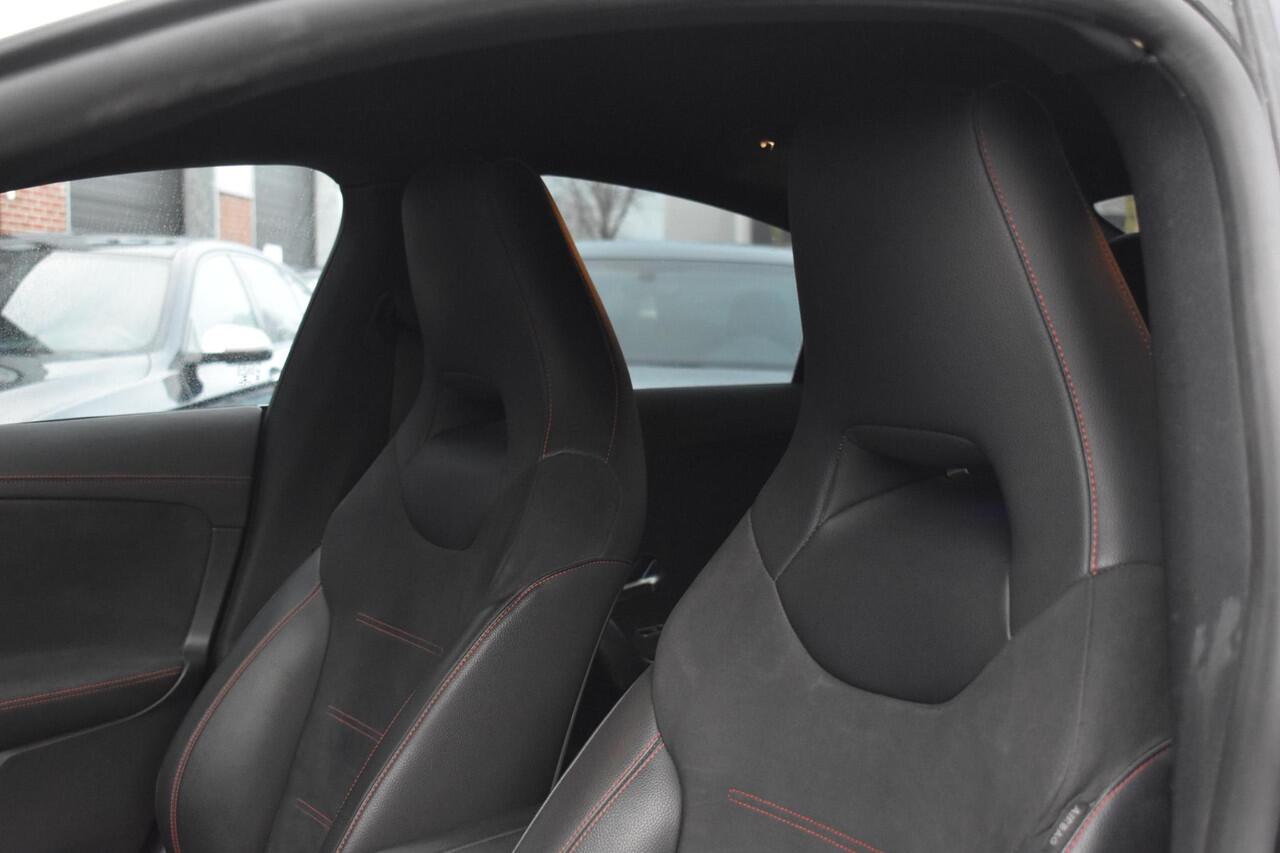 Mercedes-Benz CLA-KLASSE 250 AMG Lane ACC Camera CLA 45 Pakket