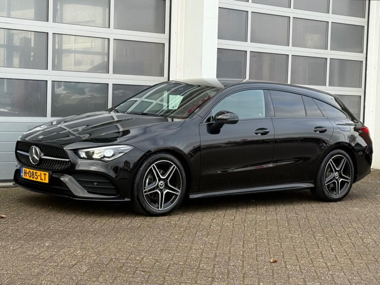 Mercedes-Benz CLA-KLASSE CLA180 Business Solution AMG Aut. Navi Camera Sfeerverlichting