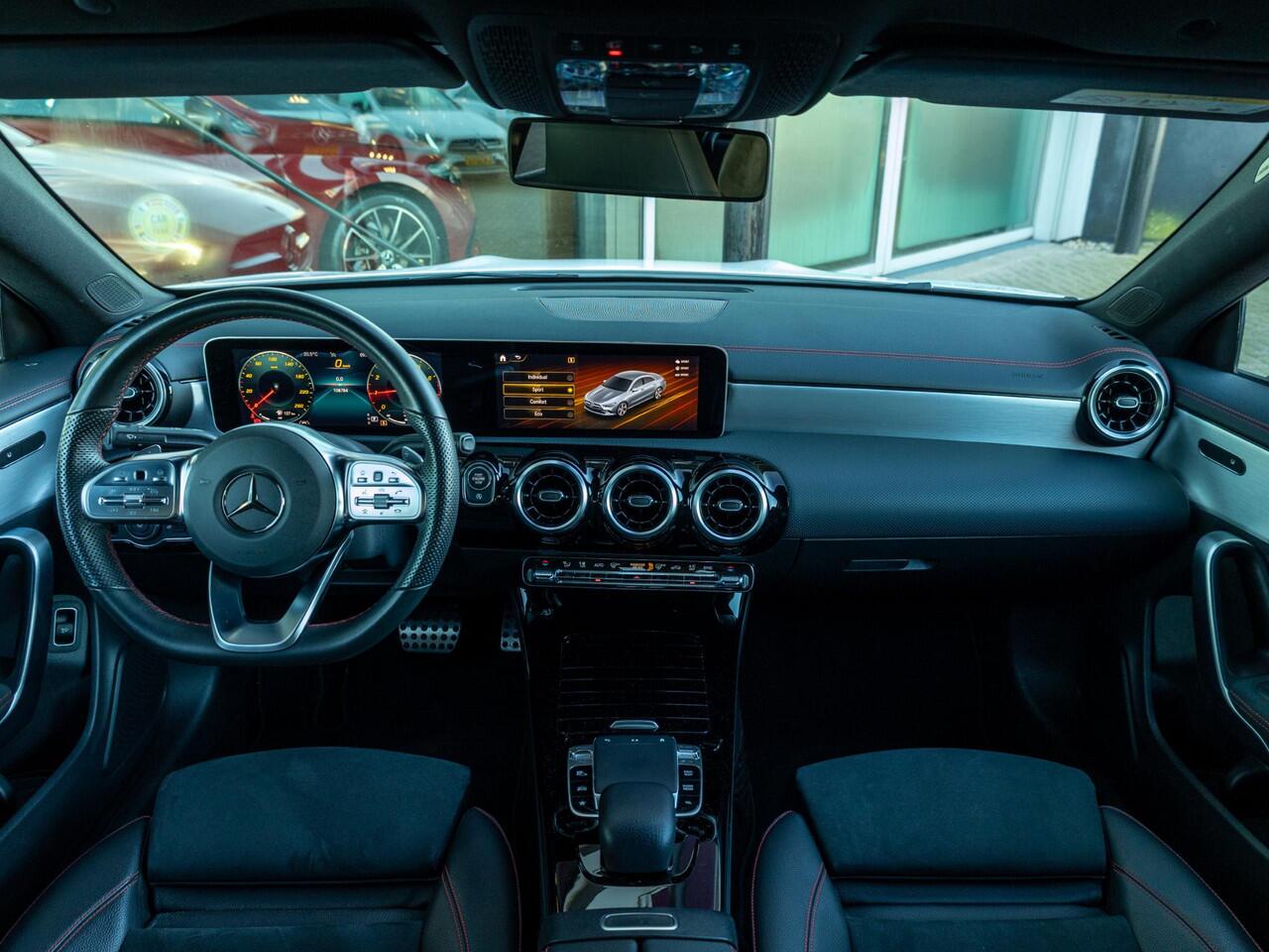 Mercedes-Benz CLA-KLASSE Limousine 180 Advantage Line AMG