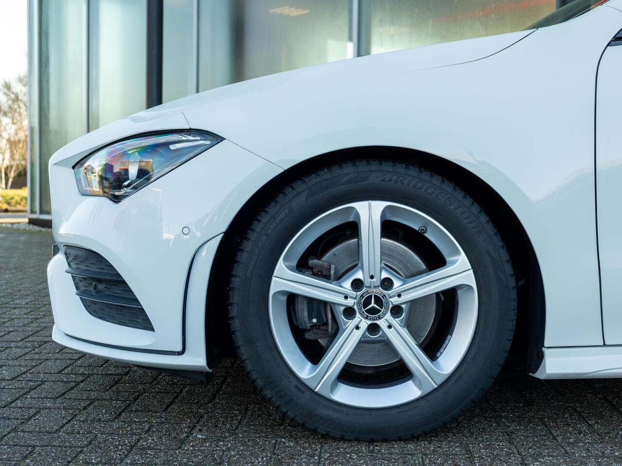 Mercedes-Benz CLA-KLASSE Limousine 180 Advantage Line AMG