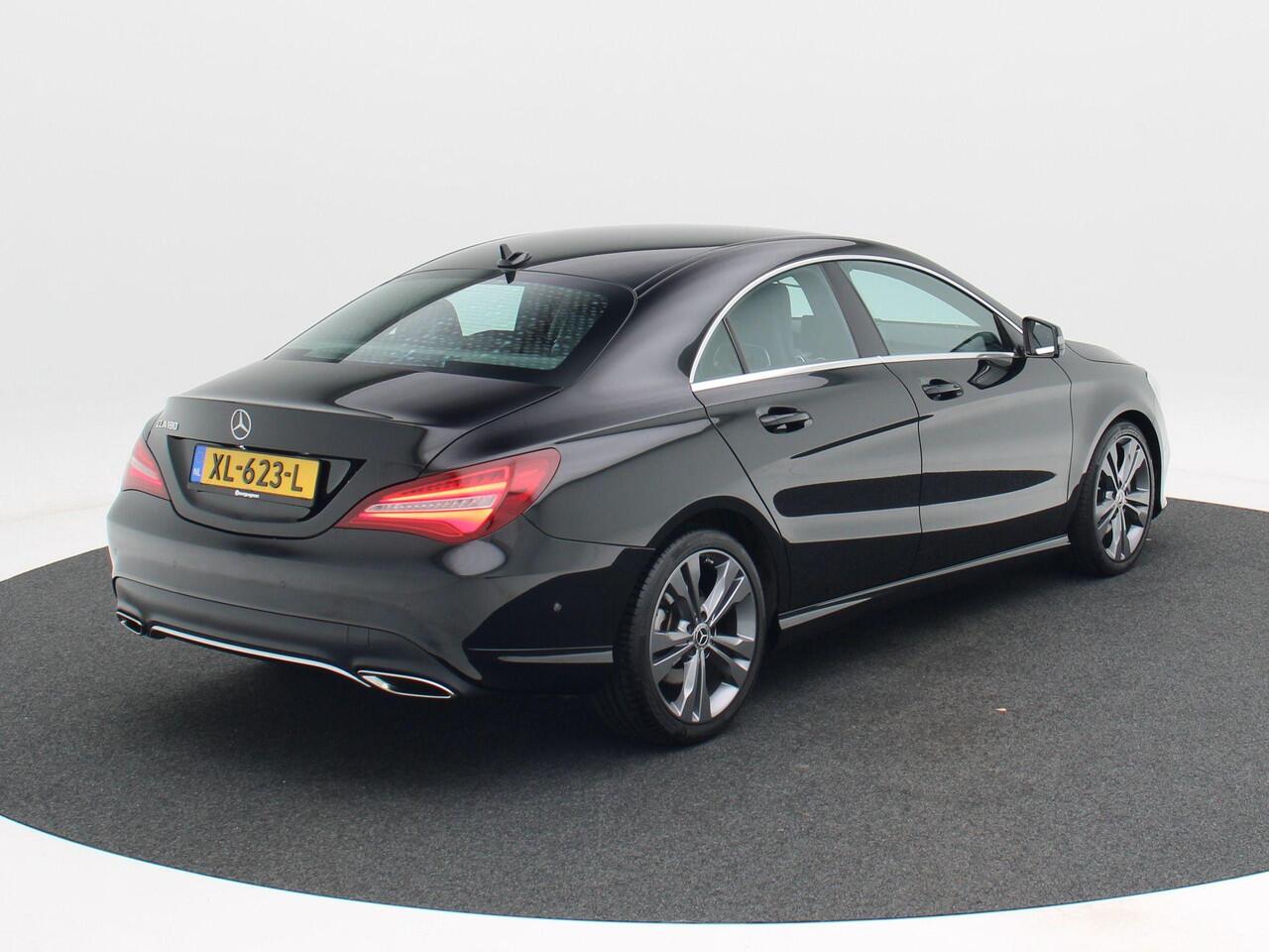 Mercedes-Benz CLA-KLASSE 180 Business Solution 123 Pk Automaat | Sportstoelen | Camera | Stoelverwarming | 18 Inch | 46.230 Km!