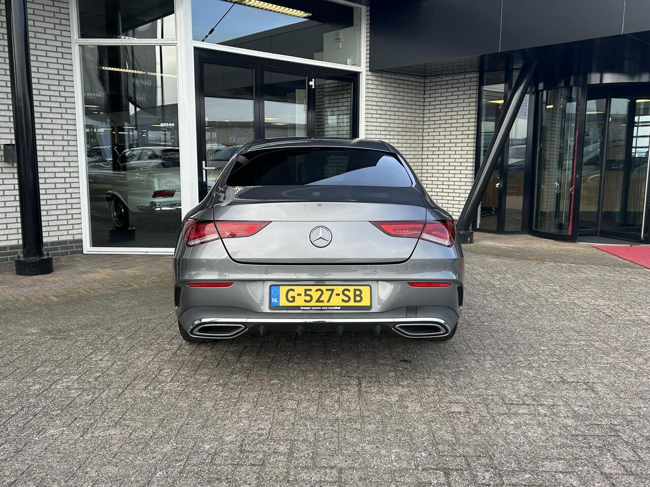 Mercedes-Benz CLA-KLASSE 180 Business Solution AMG | Cruise Control | Stoelverwarming | Navigatie