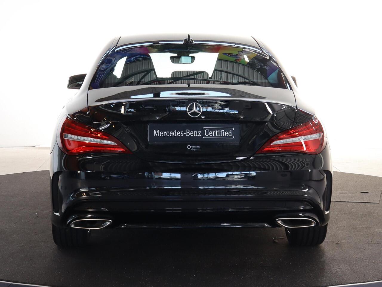 Mercedes-Benz CLA-KLASSE 180 | AMG | Achteruitrijcamera | LED-koplampen | Stoelverwarming | Parkeerpakket |
