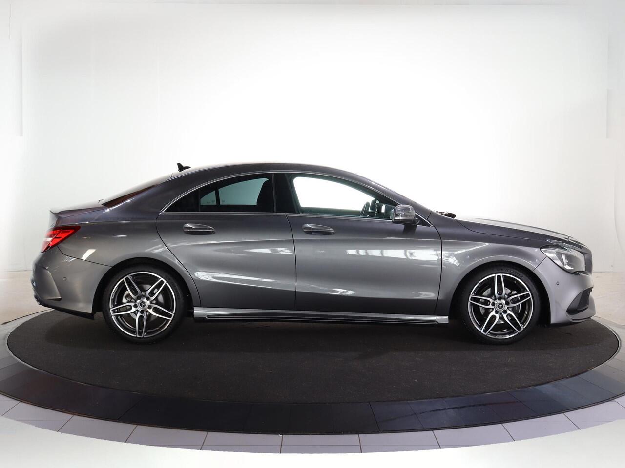 Mercedes-Benz CLA-KLASSE 180 | AMG | Achteruitrijcamera | LED-koplampen |