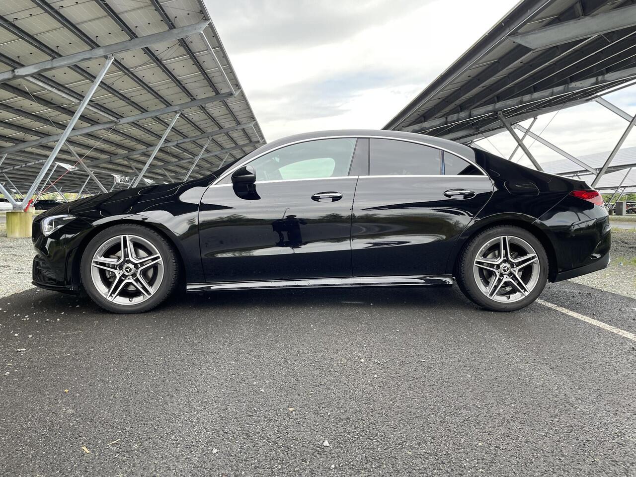 Mercedes-Benz CLA-KLASSE 180 Premium Plus | AMG | Sfeerverlichting | Parkeercamera | Stoelverwarming | Widescreen | Keyless |