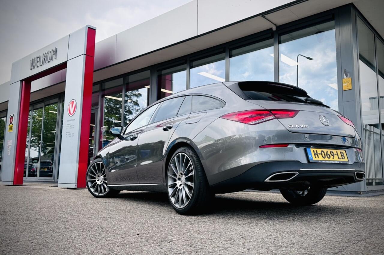 Mercedes-Benz CLA-KLASSE 180 Advantage / CAMERA / LED / STOELVERWARMING / APPLE + ANDROID