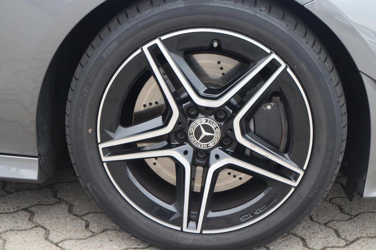 Mercedes-Benz CLA-KLASSE 250 4MATIC Premium Plus Camera, Apple Carplay, Android auto, Stoelverwarming, Climate control, Cruise control