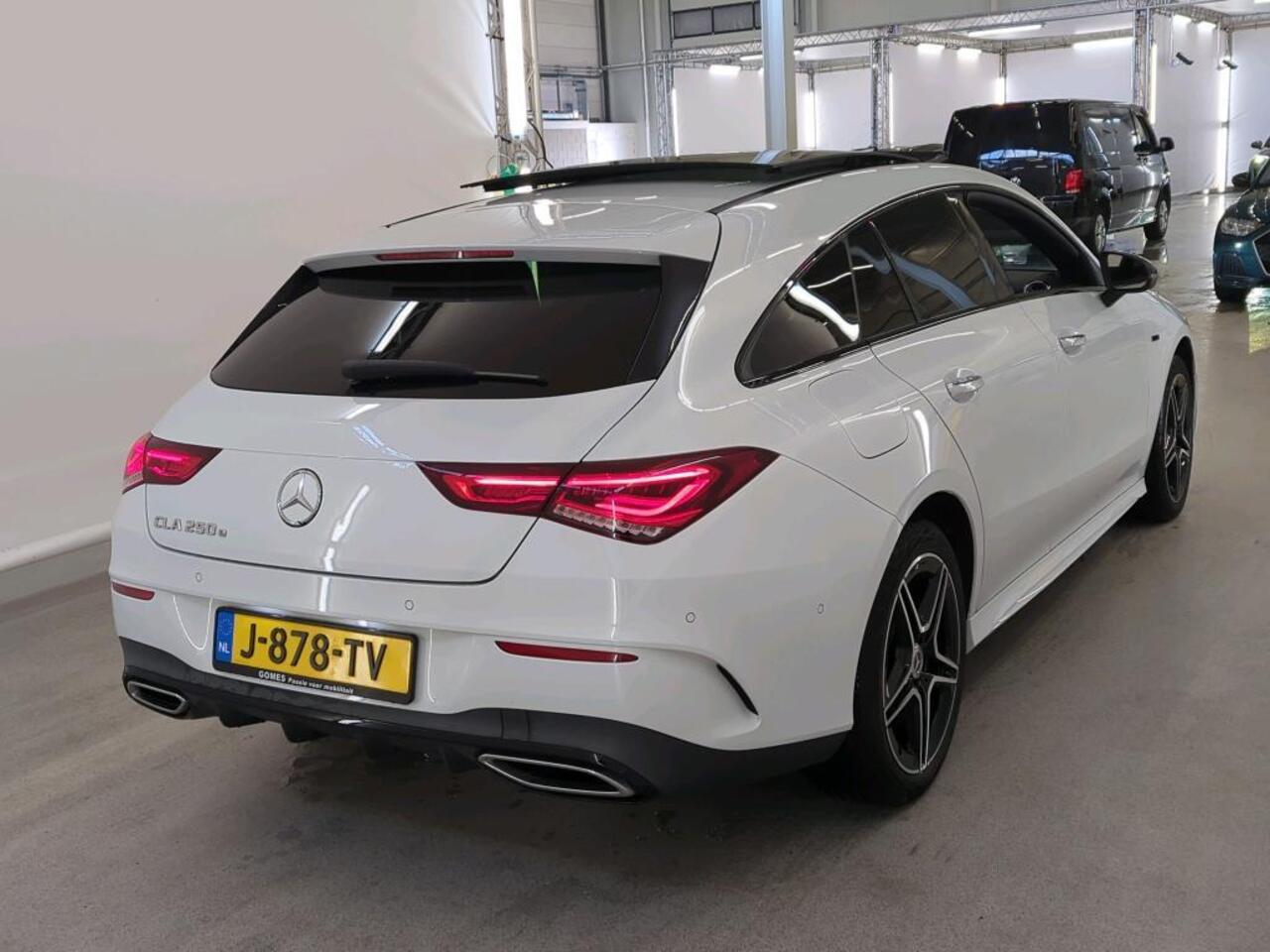 Mercedes-Benz CLA-KLASSE Shooting Brake 250 e Business Solution AMG Limited 1e Eigenaar | Dealer Onderh | NL-Auto | BTW | Pano | Sfeer | WideScreen | Memory | Stoelverwarming | Elek Stoel/Klep | Matrix Led | 1 LaadKabel | Climate | Navi | Cruise | PDC