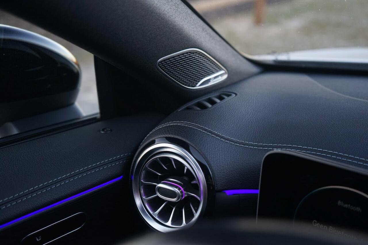 Mercedes-Benz CLA-KLASSE AMG CLA 35 4Matic 306PK Pano/Aero/Night/Sfeer