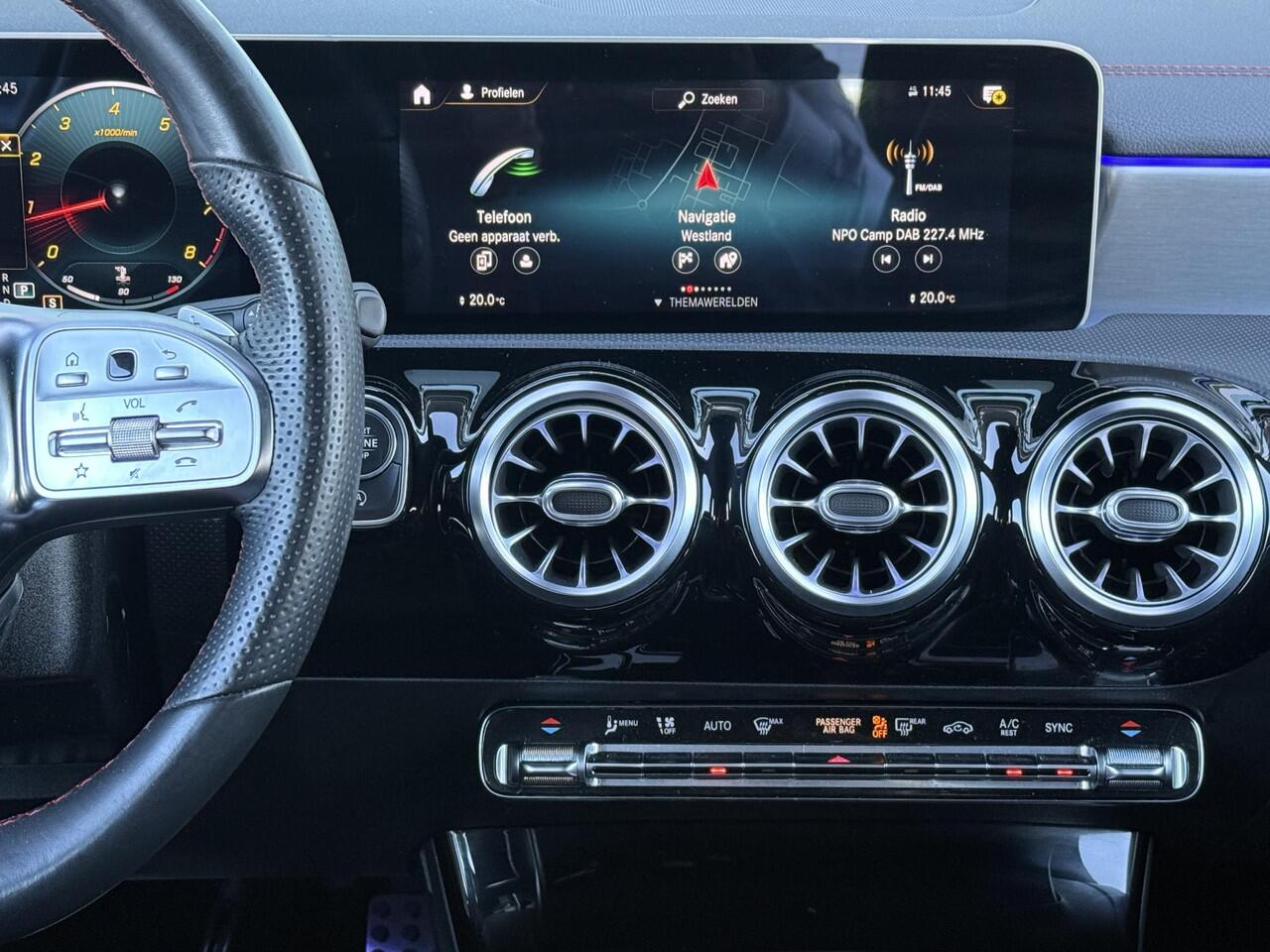 Mercedes-Benz CLA-KLASSE Shooting Brake 180 Business Solution AMG