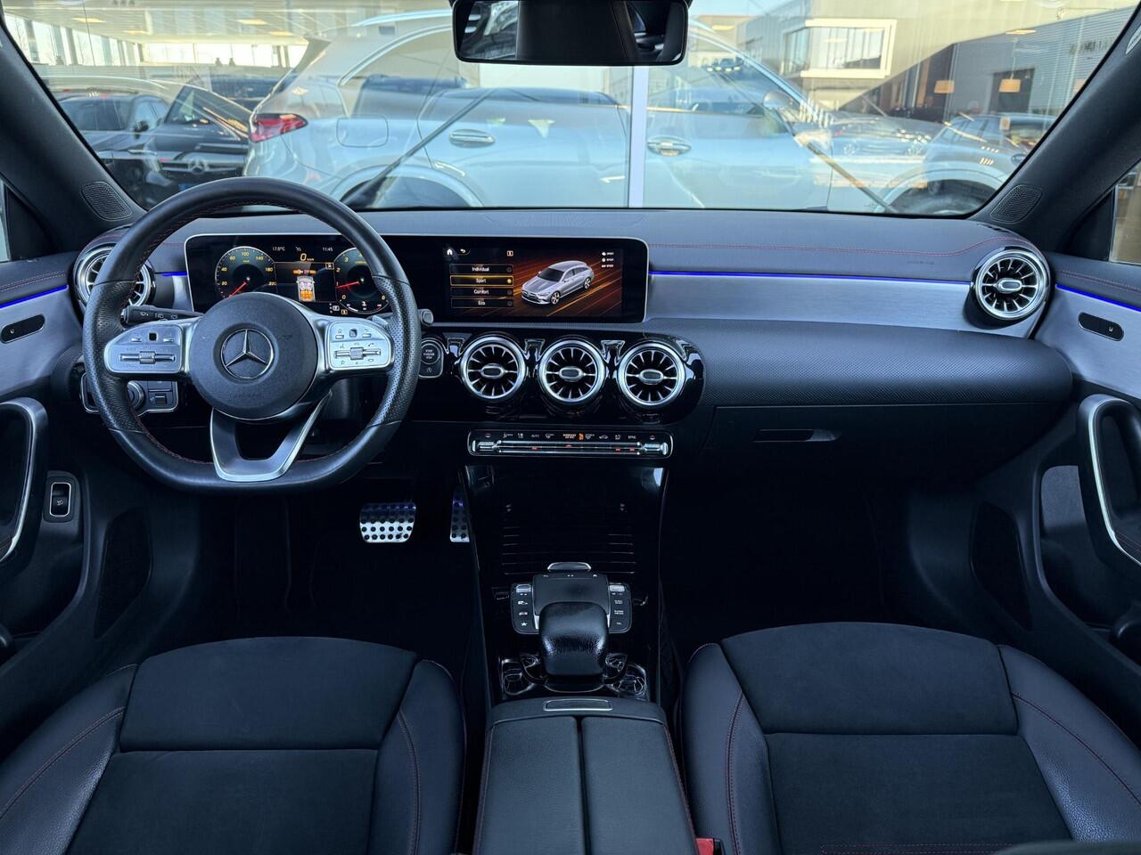 Mercedes-Benz CLA-KLASSE Shooting Brake 180 Business Solution AMG