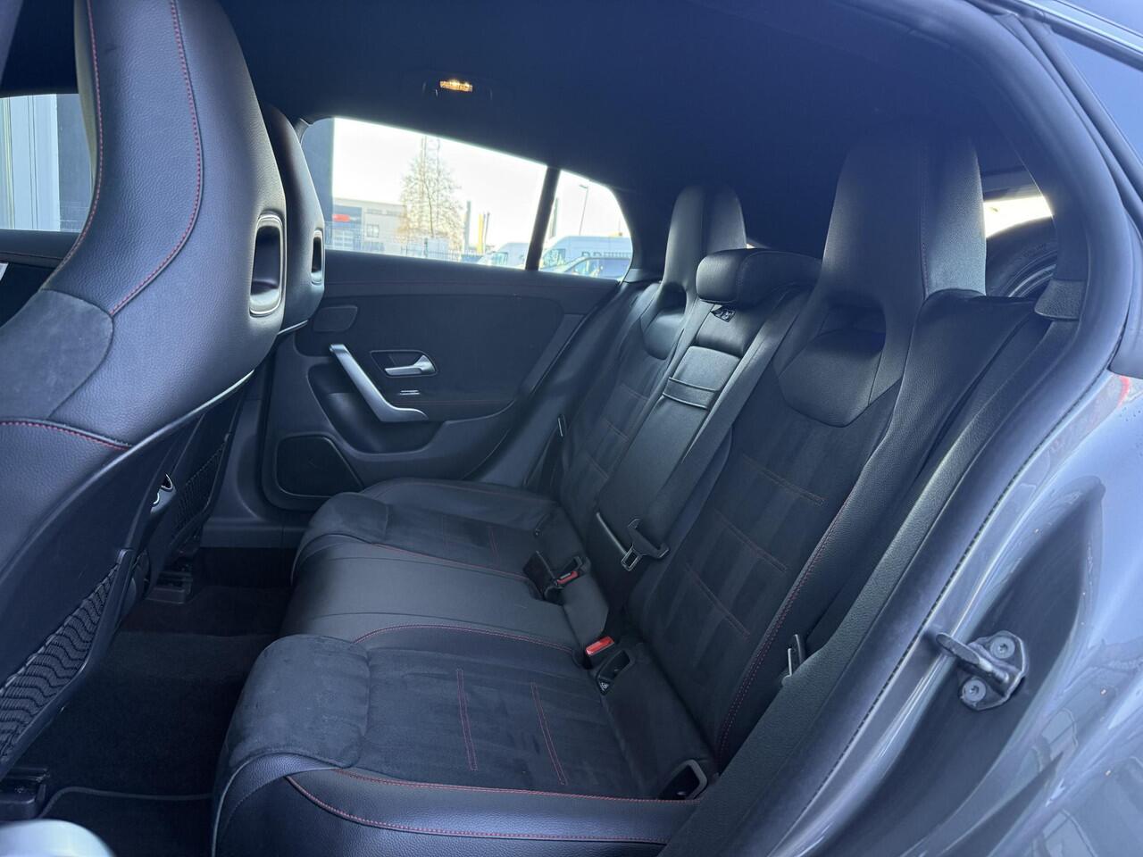 Mercedes-Benz CLA-KLASSE Shooting Brake 180 Business Solution AMG