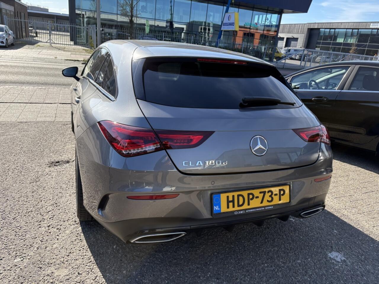 Mercedes-Benz CLA-KLASSE Shooting Brake 180 d Business Solution AMG DAB Camera Stoelverwarming