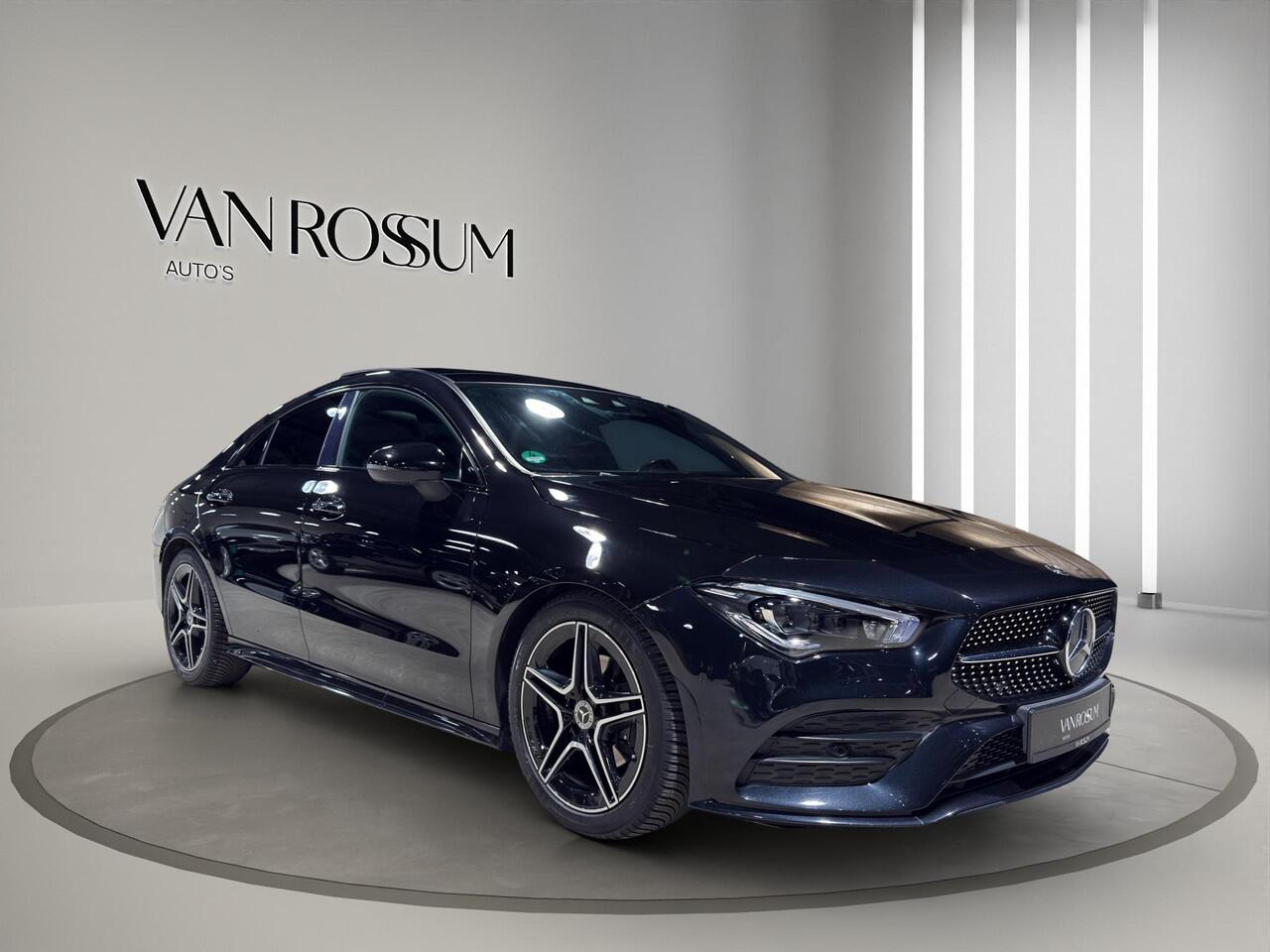 Mercedes-Benz CLA-KLASSE 180 Premium Plus AMG-Line Panoramadak | Leder | Memory | Night-pakket | Keyless-Go | Multibeam LED |