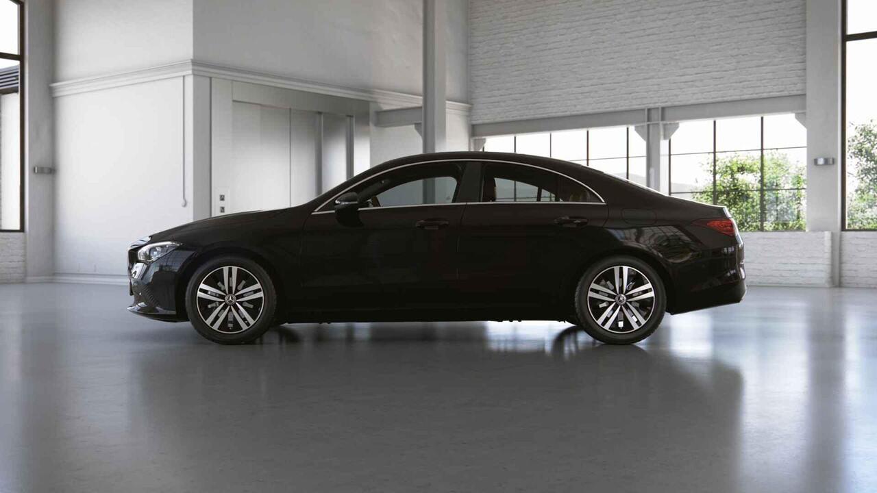Mercedes-Benz CLA-KLASSE 200 Business Solution Luxury | Stoelverwarming | Widescreen | Sfeerverlichting | Apple Carplay |