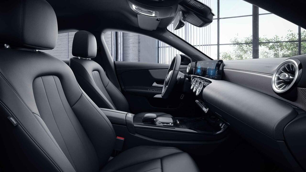 Mercedes-Benz CLA-KLASSE 200 Business Solution Luxury | Stoelverwarming | Widescreen | Sfeerverlichting | Apple Carplay |