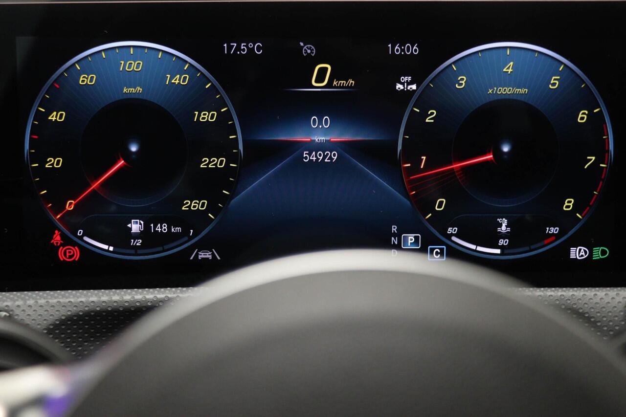 Mercedes-Benz CLA-KLASSE Shooting Brake 180 Business Solution AMG | BUSINESS PLUS PACK | PANORAMADAK | DAB | CAMERA