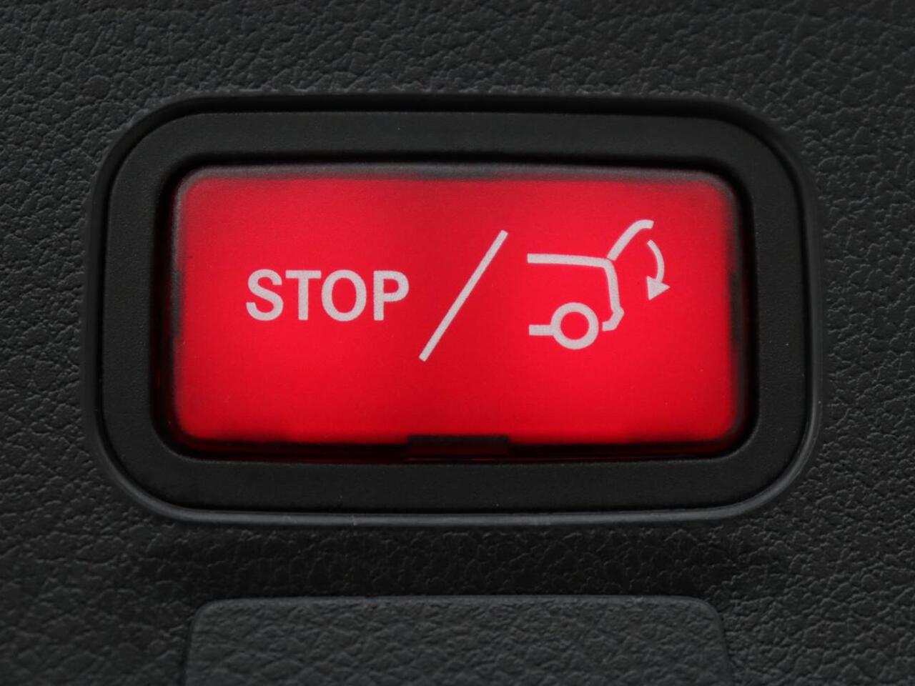 Mercedes-Benz CLA-KLASSE 200 AMG | Stoelverwarming | Camera | Leder/Alcantara | Sfeerverlichting | Park Assist | Full LED | Navigatie | Widescreen | Climate control | Bluetooth | Cruise control